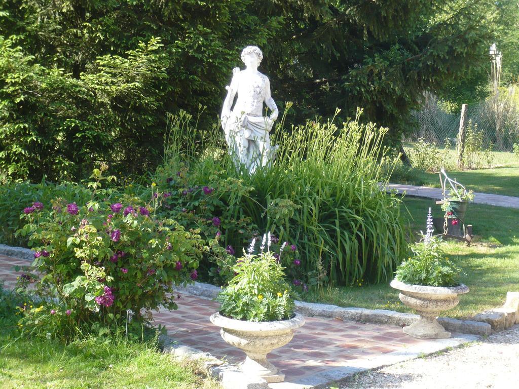 Bed and Breakfast La Petite Ferme Vouzeron Exteriér fotografie